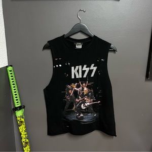 2017 Kiss Sleeveless Shirt Size Medium